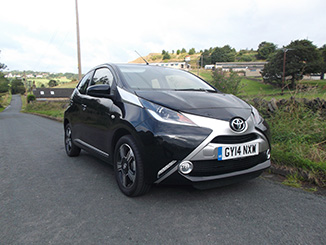 New Aygo X handed over to its first customer at Toyota plant in Czech Republic